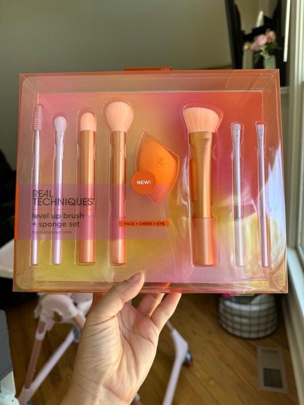 Real techniques level up brush and sponge set