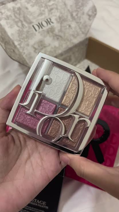 DIOR BACKSTAGE  GLOW MAXIMIZER PALLET 001