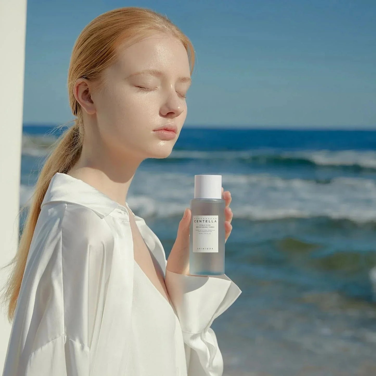 SKIN 1004 madagascar centella hyalu cica birightning tonner