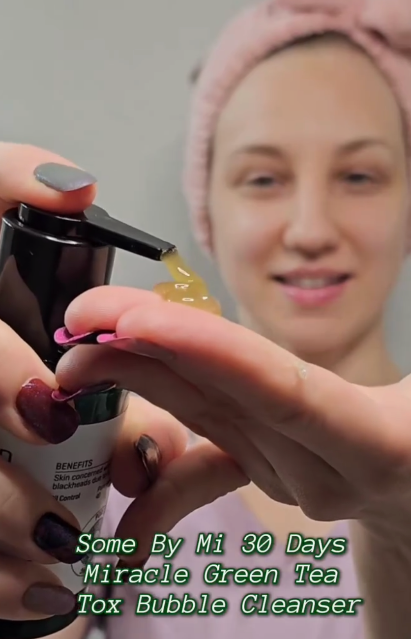 SOME BY MI Bye Bye Blackhead Bubble Cleanser