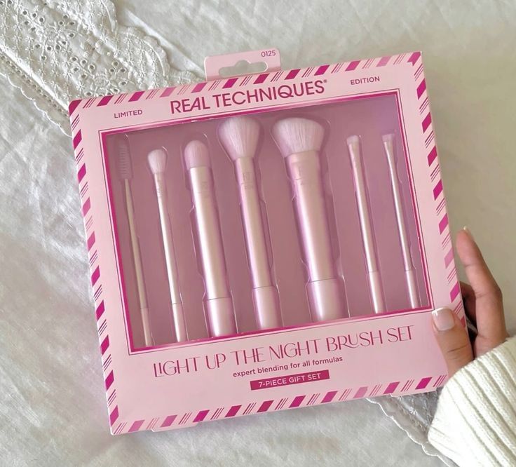 Real techniques light up the night brush set